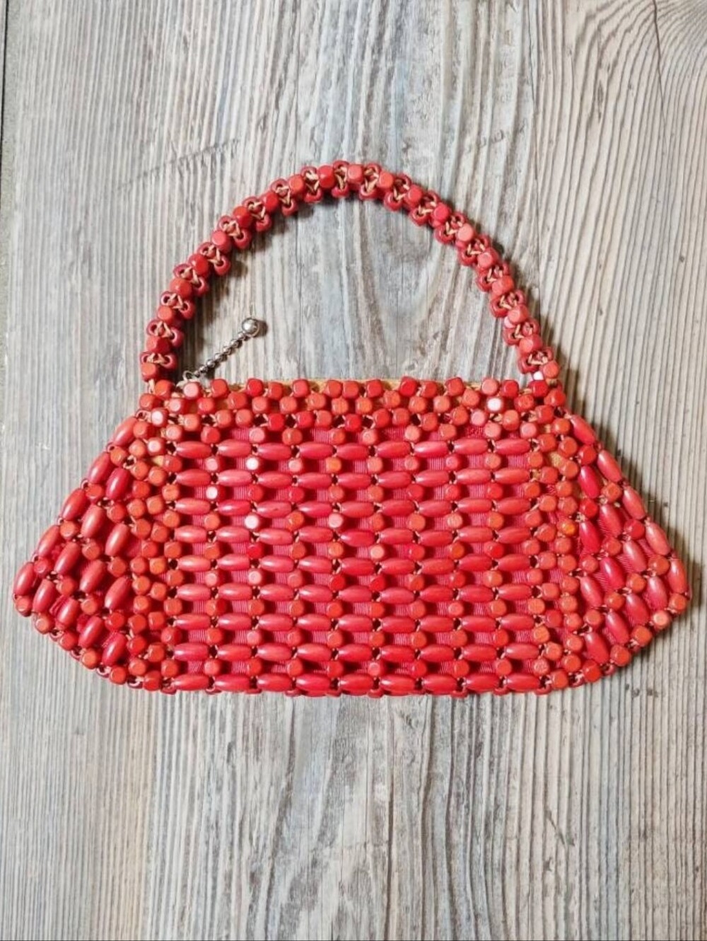 🌼 Antique 1930s red painted wood bead mini handbag coin purse